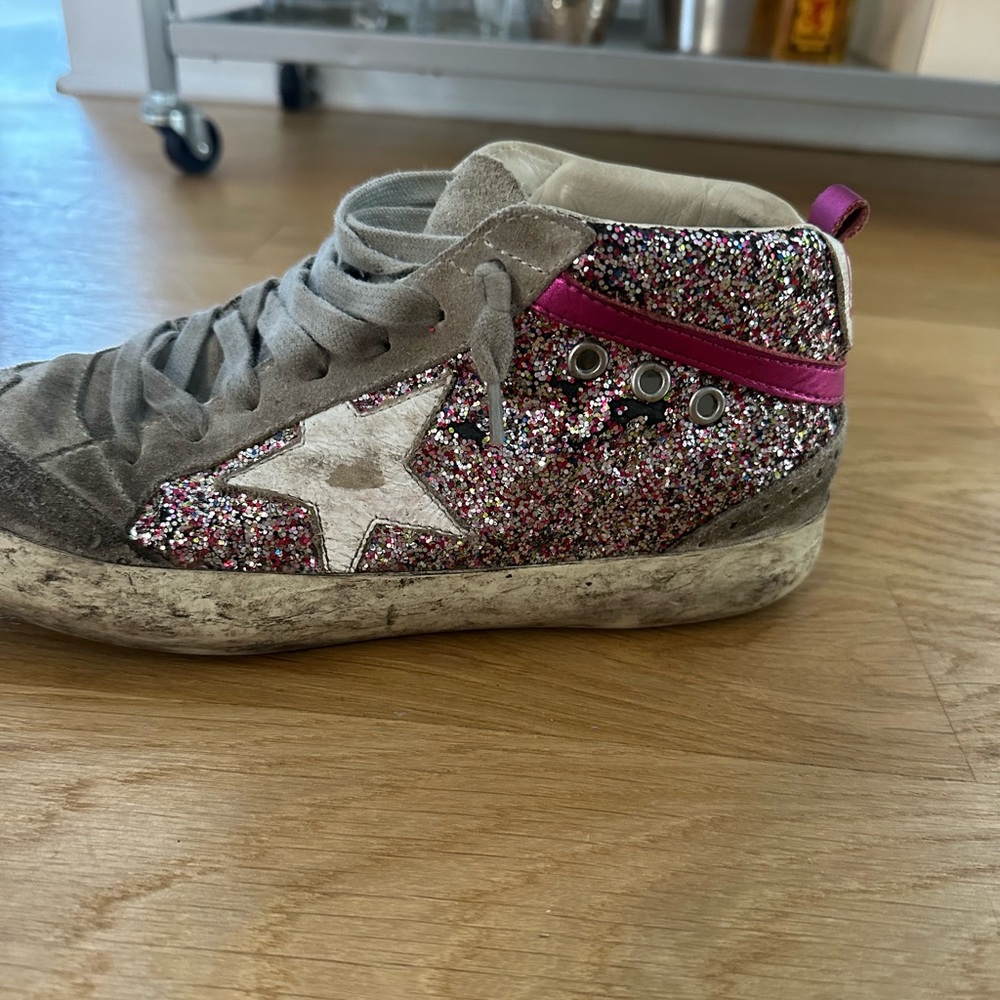 Golden goose